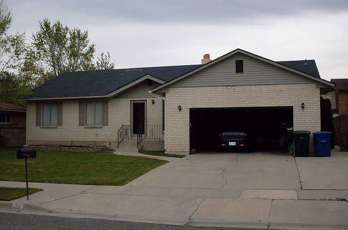 1st image of 3751 S Calvin Dr