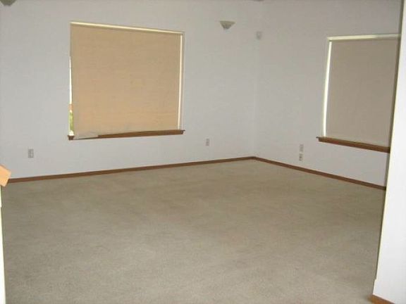 2nd Living Room