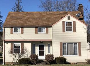 214 Maywood Dr, Youngstown, OH