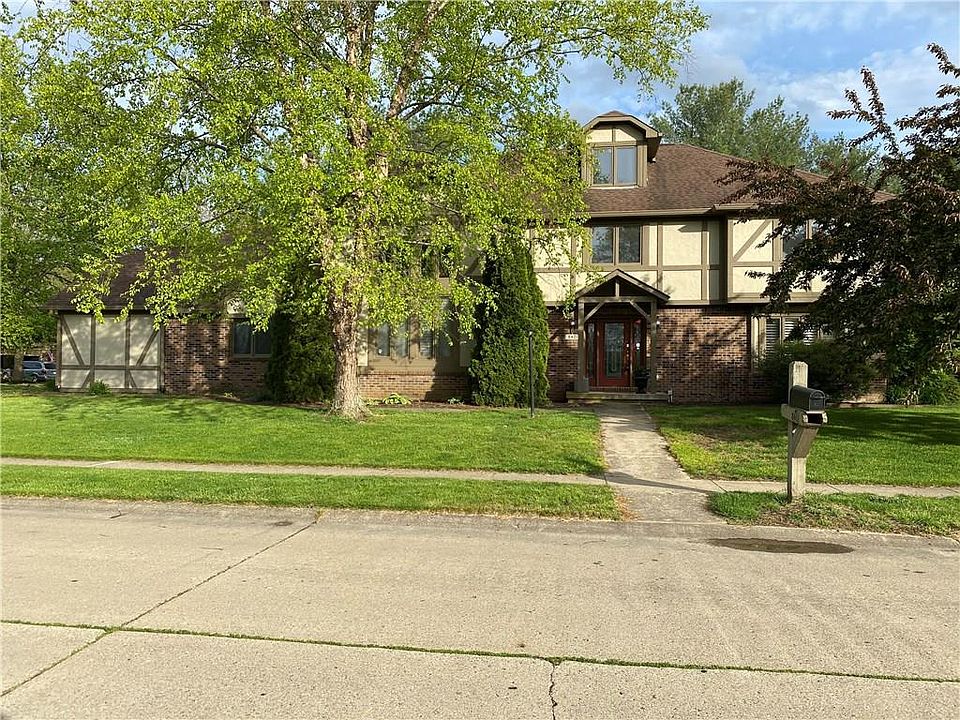 1st image of 8401 W Gallant Fox Dr