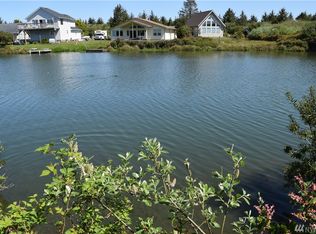 172 Mink Ct, Ocean Shores, WA 98569