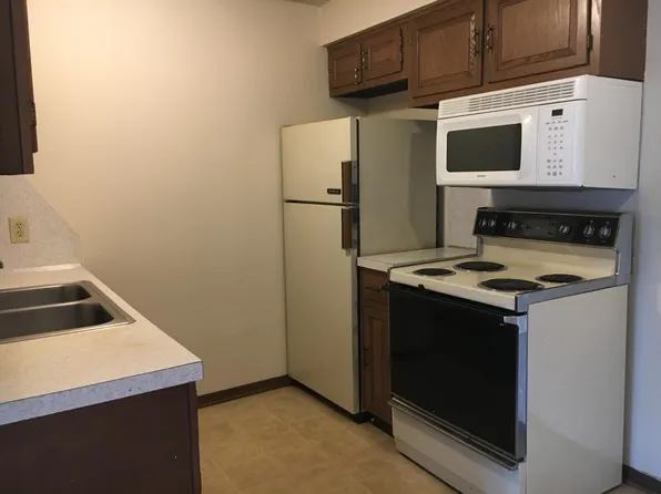 2880 Thackeray Ave NW APT 5, Massillon, OH 44646
