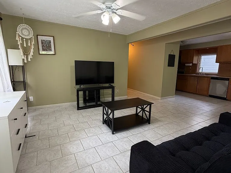 529B Wainaku St — Photo 2