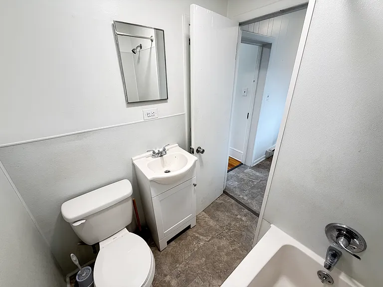 111 Center St #1 — Photo 16