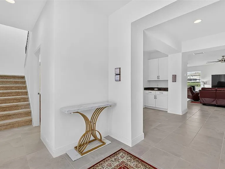 6070 Sierra Crown St — Photo 6