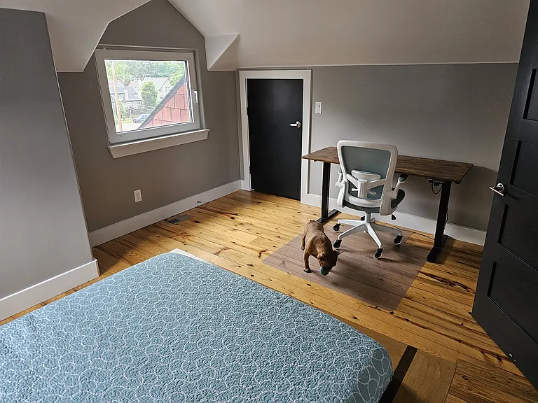 2300 N Vine St — Photo 27