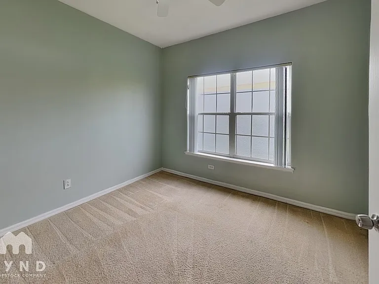 2125 Island Walk Dr — Photo 12