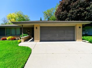 5126 Russell Dr, Greendale, WI 53129