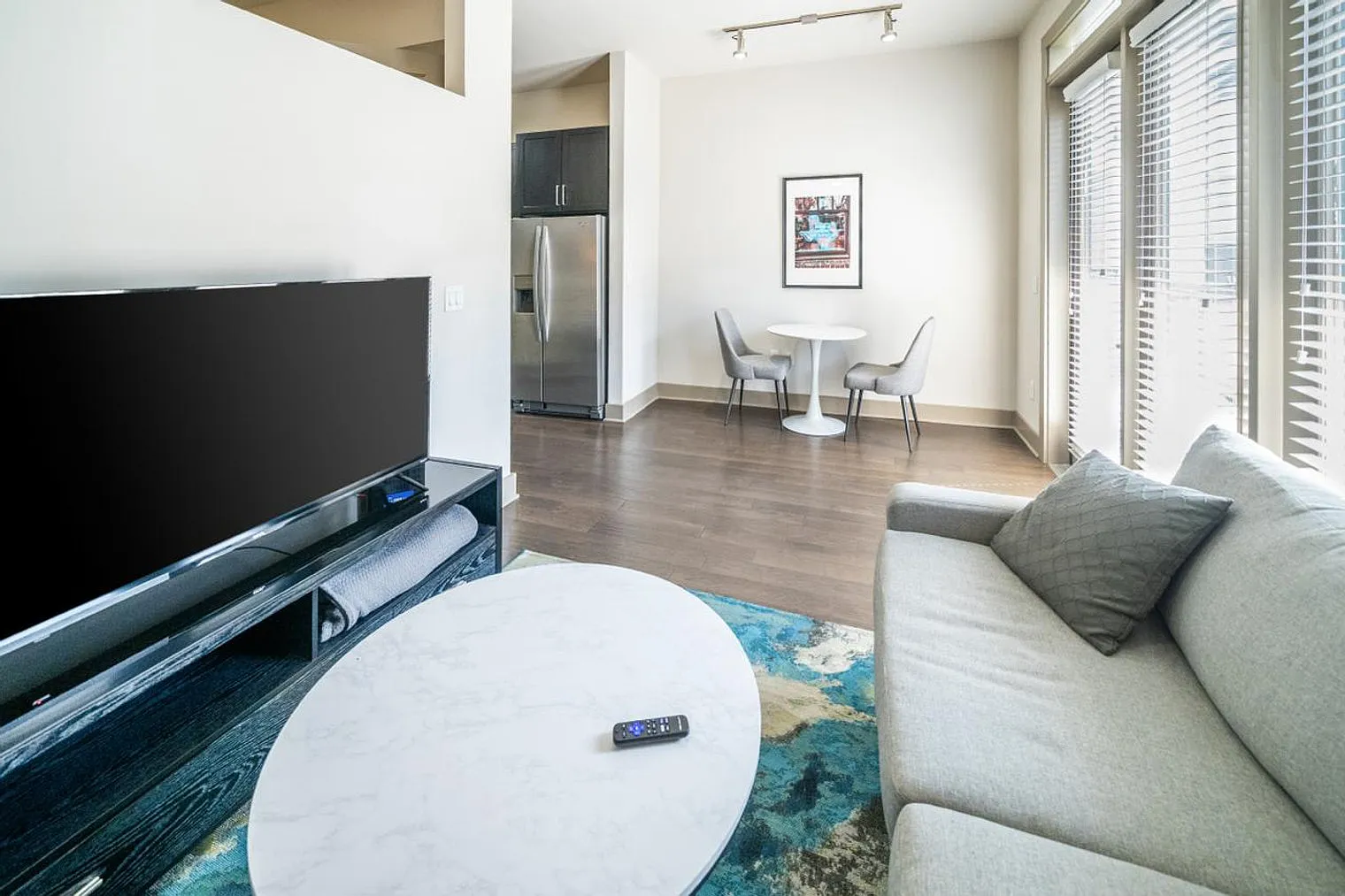 1 bed, 1.0 bath, 570 sqft, $2,840 — Photo 4