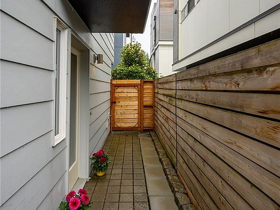 2nd image of 6713 Alonzo Ave NW