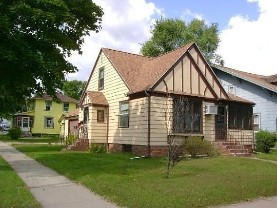 2nd image of 519 McLean Ave