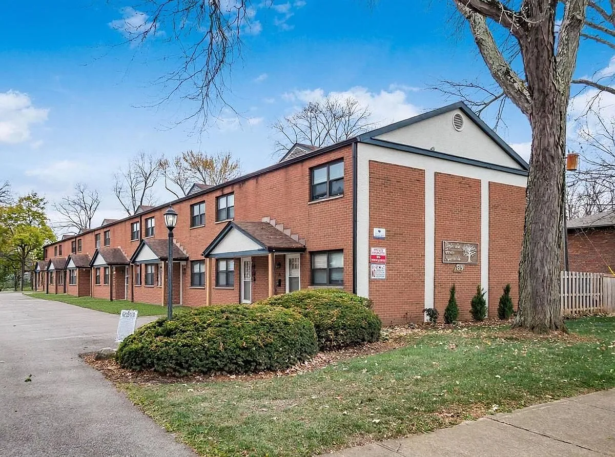 Building Photo - 85 Illinois Ave #B