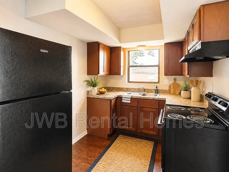 2962 Ribault Cir — Photo 3