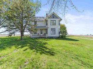 5685 Wapello Ave SE, Lone Tree, IA 52755