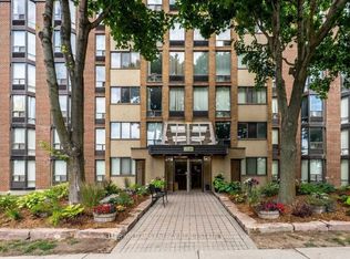 1530 Pickering Pkwy #504, Pickering, ON L1V 3V8