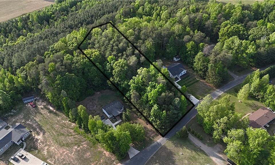 1st image of 190 Land Fall Trace Dr