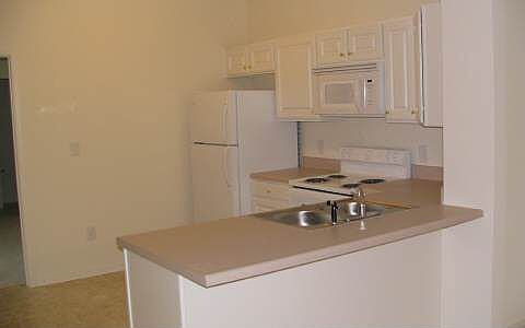 2nd image of 241 S Irwin St Unit 8
