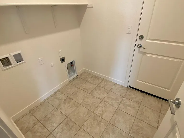 1021 Osprey Dr — Photo 11