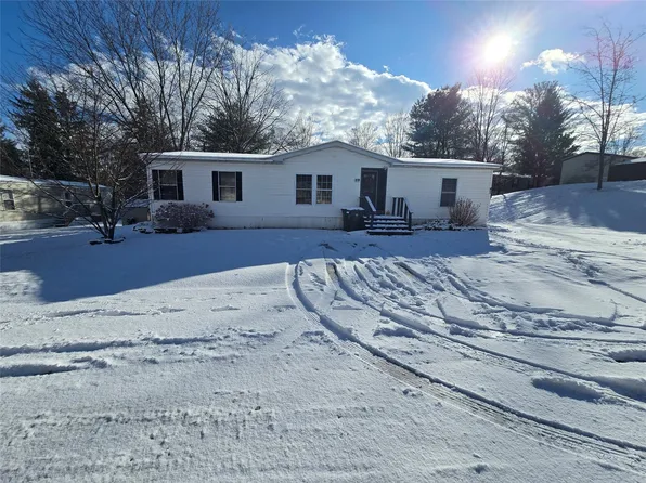 24 Birch Lane, Bloomingburg, NY 12721