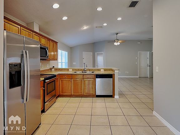 2nd image of 2430 Princeton Ave