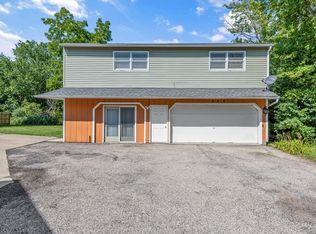 548 N Hainesville Rd, Round Lake, IL 60073