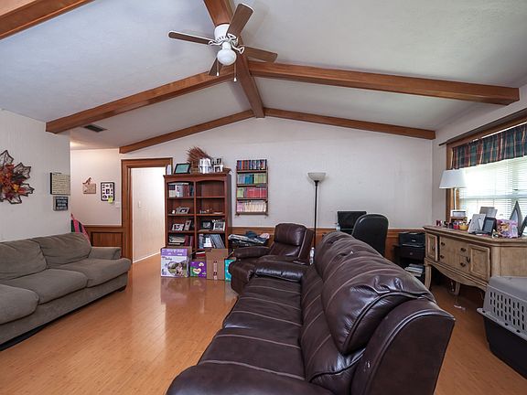 2nd image of 2709 W Fern Ave