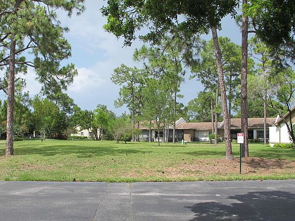 2nd image of 6134 Fairfield Cir