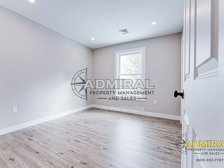 3 Strafford Rd #1 — Photo 9