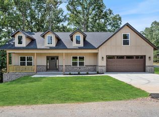 2 Chippenham Ln, Bella Vista, AR 72714