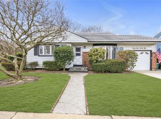 3132 Oceanside Rd, Oceanside, NY 11572