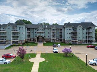 9995 93rd Ave #305, Fort Saskatchewan, AB T8L1N5