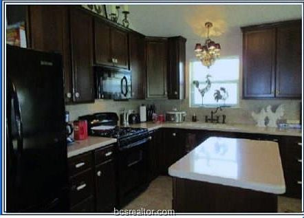 5th image of 20 Johnson Ln