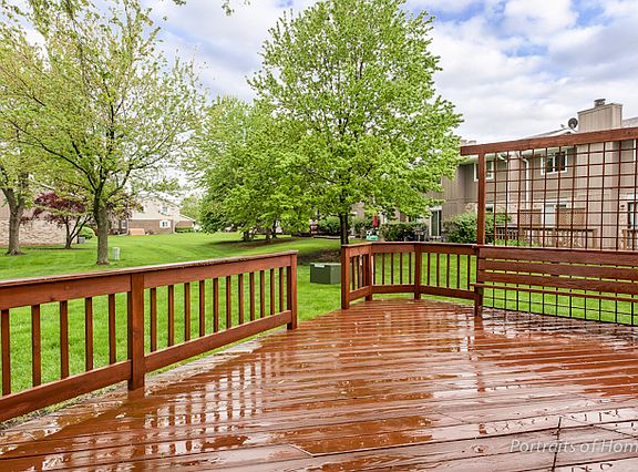 3rd image of 1112 Hertford Ct