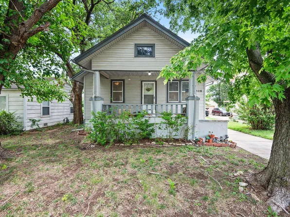 328 N Richmond Ave, Wichita, KS 67203