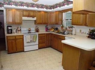 277 Broadway Rd, Cranbury, NJ 08512