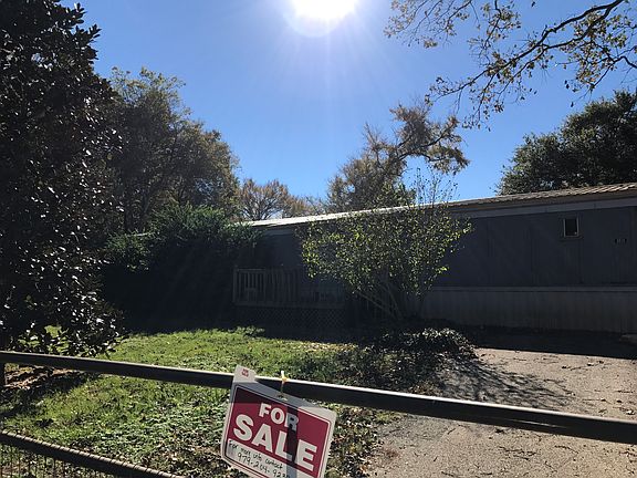 3rd image of 8810 Stonecreek Dr