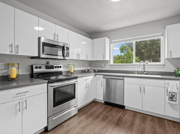 64 W 600 S Unit 205, Springville, UT 84663