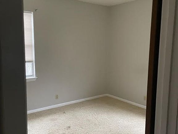 3rd image of 355 21st St NE