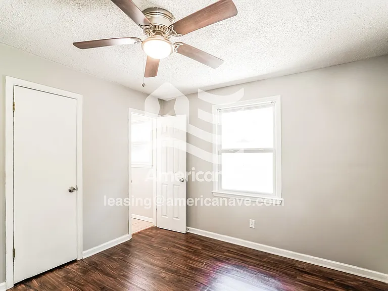 774286_010_main_bedroom_9.jpg