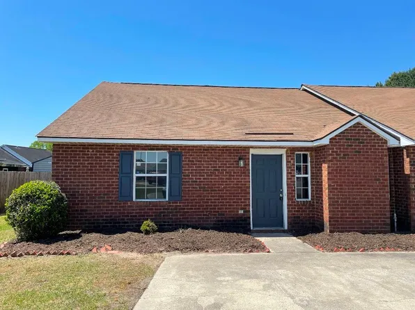 1104 Park West Dr #A, Greenville, NC 27834