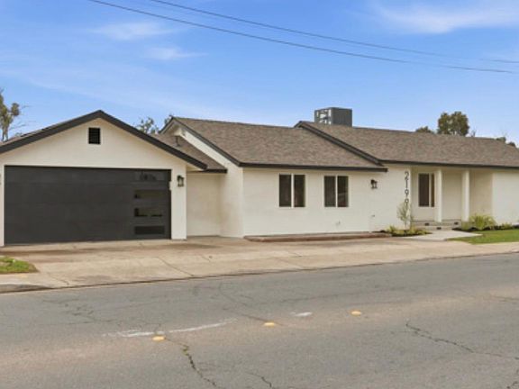 2nd image of 2199 Glen Ave