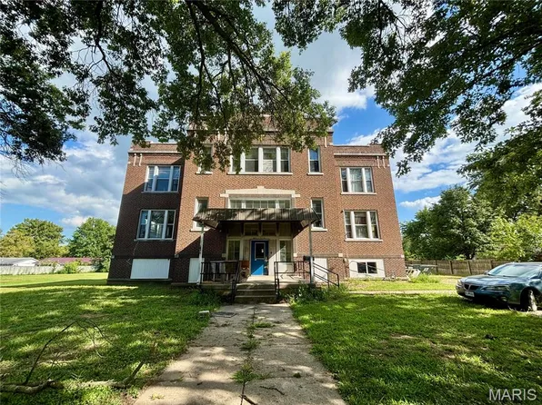 610 Clay St, Wellsville, MO 63384