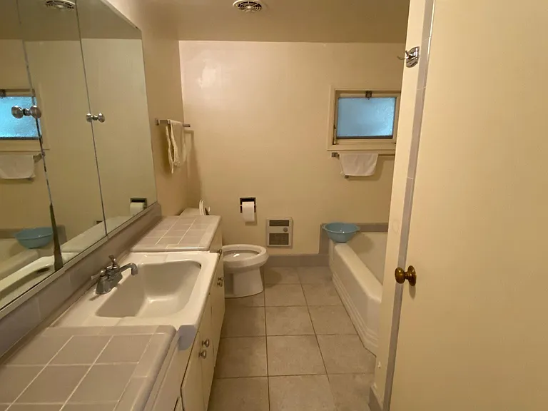 1715 Spruce St #2 — Photo 5