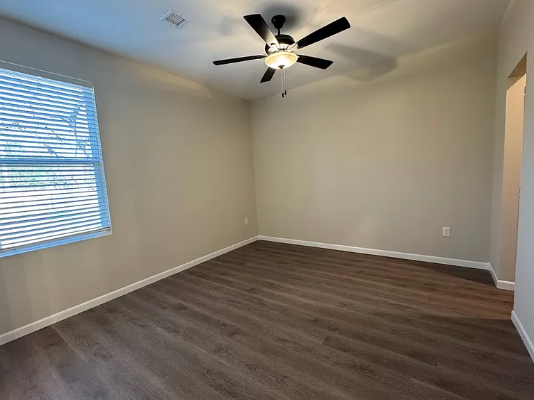 Main bedroom