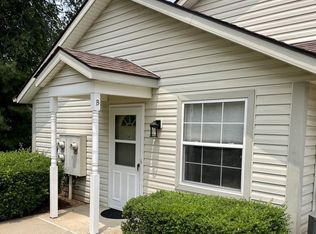 2032 Rudy Serra Dr #B, Eldersburg, MD 21784