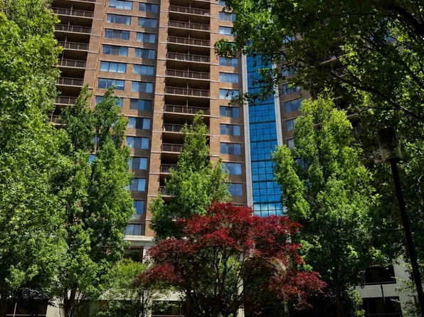10101 Grosvenor Pl APT 507, Rockville, MD 20852