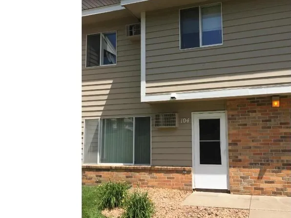 740 W Village Rd, Chanhassen, MN 55317