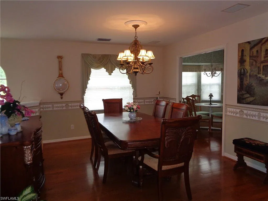 2 bed, 2.0 bath, 2337 sqft, $6,500 — Photo 2