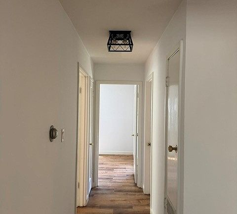 3rd image of 214 Meda Ln