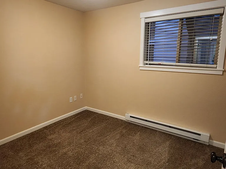Westridge Apartments — Photo 18